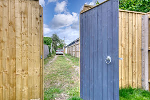 Access Road- click for photo gallery